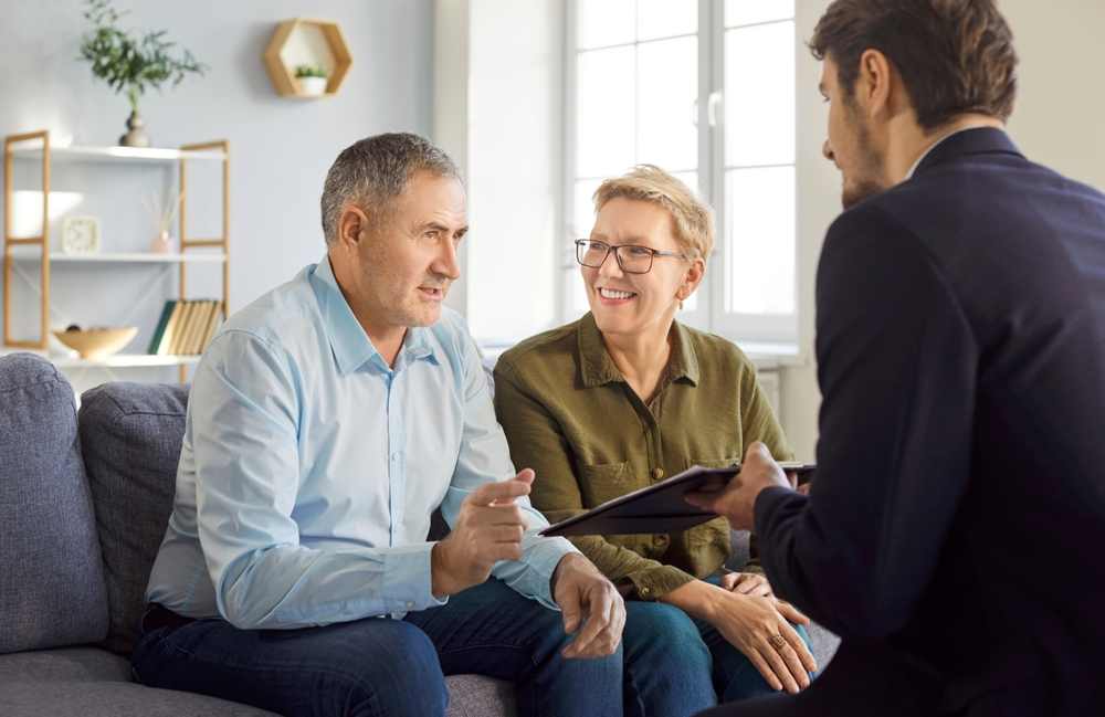 When-You-SHOULD-Consider-Hiring-An-Estate-Lawyer
